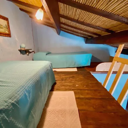 Domos Antigas Bed & Breakfast Bottidda